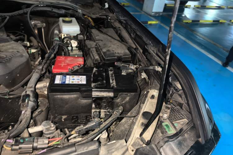 Used Ford Bronco 2024 2.3T Wilderness Engine Bay Left
