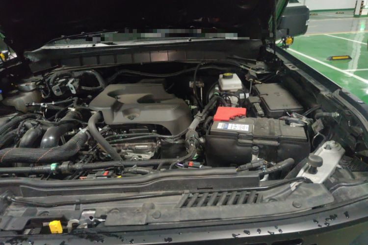 Used Ford Bronco 2024 2.3T Wilderness Engine Bay Left