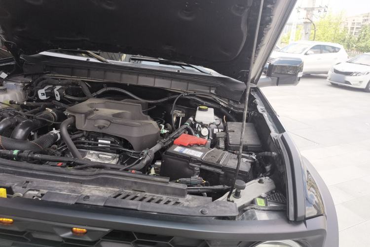 Used Ford Bronco 2024 2.3T Wilderness Engine Bay Left