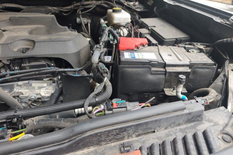 Used Ford Bronco 2024 2.3T Long Beach Engine Bay Left