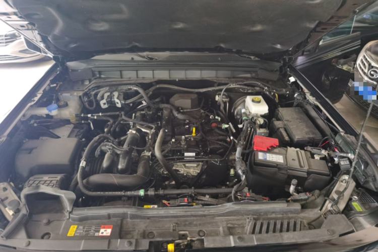 Used Ford Bronco 2024 2.3T Diamond Edition Engine Bay
