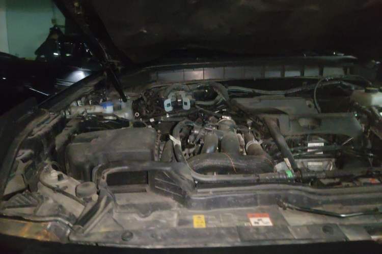 Used Ford Bronco 2024 2.3T Wilderness Engine Bay Right