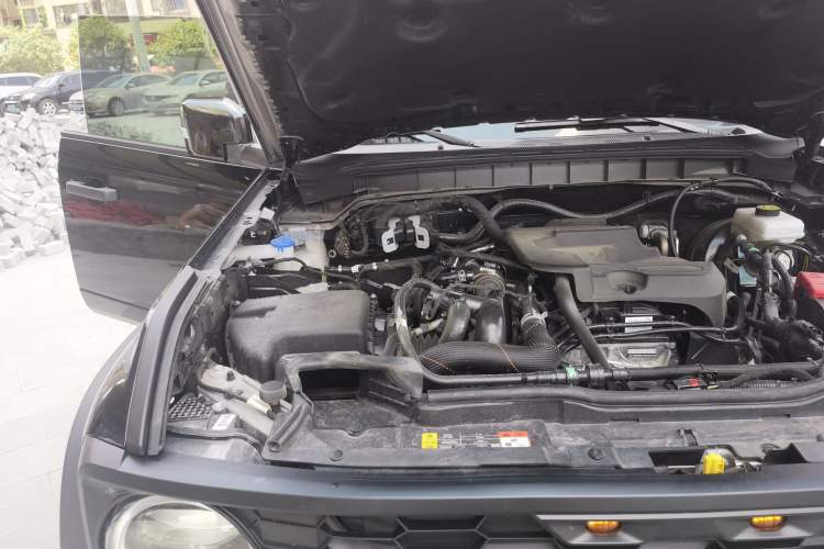 Used Ford Bronco 2024 2.3T Wilderness Engine Bay Right