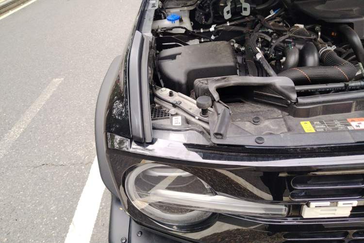 Used Ford Bronco 2024 2.3T Long Beach Engine Bay Right