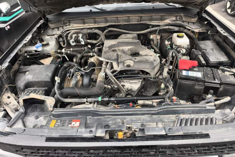 Used Ford Bronco 2024 2.3T Wilderness Engine Bay