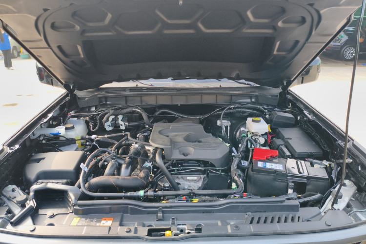 Used Ford Bronco 2024 2.3T Long Beach Engine Bay