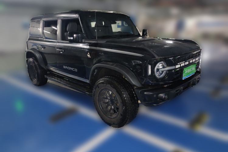 Used Ford Bronco 2024 2.3T Diamond Edition Front Right 45 Deg