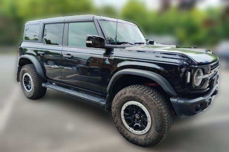 Used Ford Bronco 2024 2.3T Diamond Edition Front Right 45 Deg