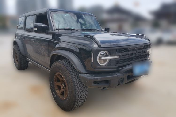 Used Ford Bronco 2024 2.3T Long Beach Front Right 45 Deg