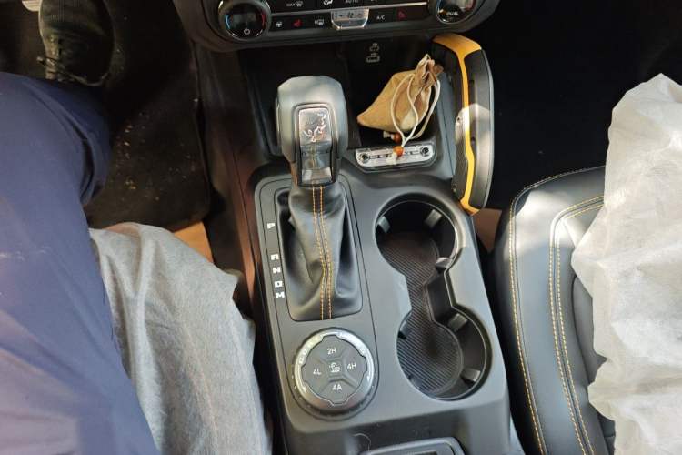 Used Ford Bronco 2024 2.3T Wilderness Gear Lever