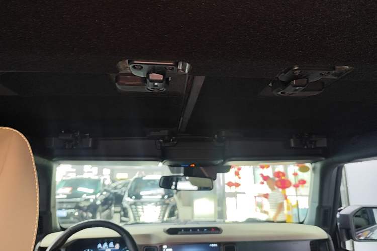 Used Ford Bronco 2024 2.3T Long Beach Big-Foot Off-Road Version Headliner