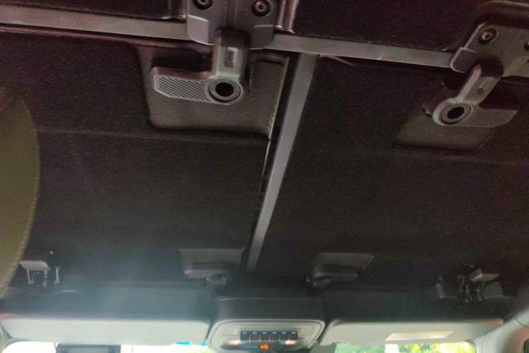 Used Ford Bronco 2024 2.3T Long Beach Headliner