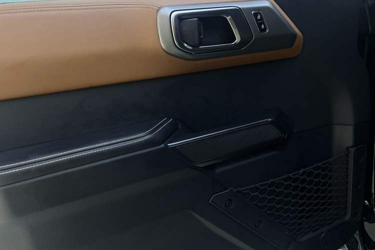 Used Ford Bronco 2024 2.3T Long Beach Interior 1
