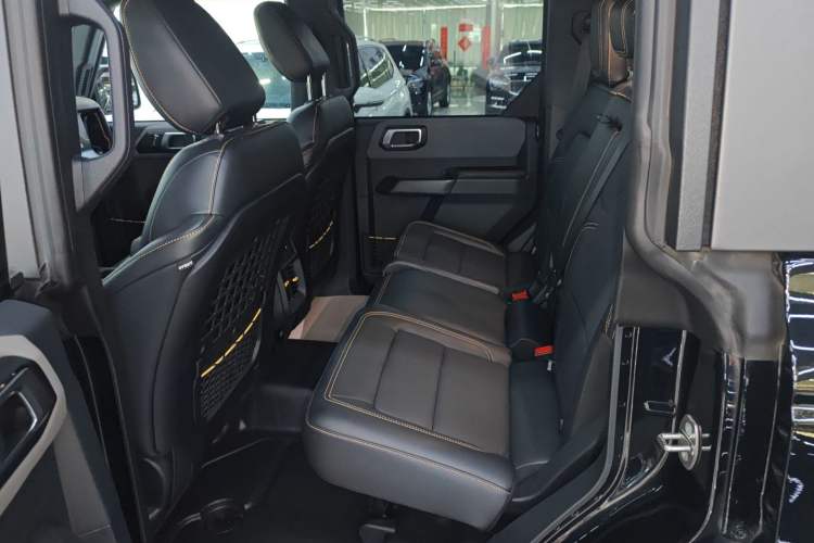 Used Ford Bronco 2024 2.3T Wilderness Interior 4