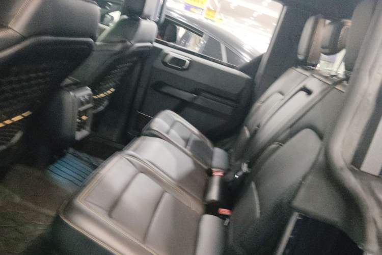 Used Ford Bronco 2024 2.3T Wilderness Interior 4