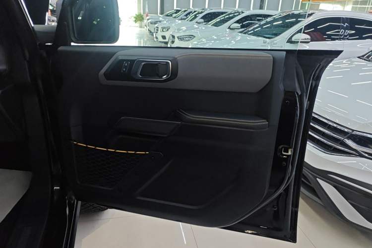 Used Ford Bronco 2024 2.3T Wilderness Interior 5
