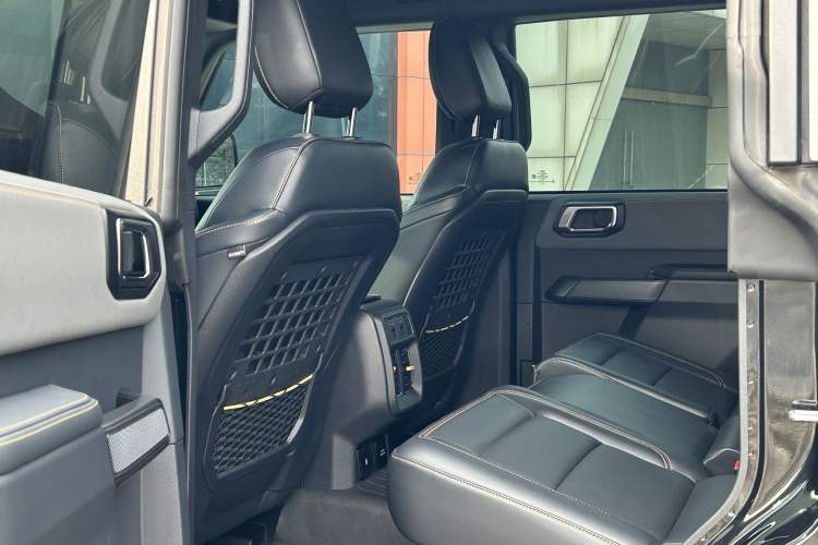 Used Ford Bronco 2024 2.3T Wilderness Interior 5