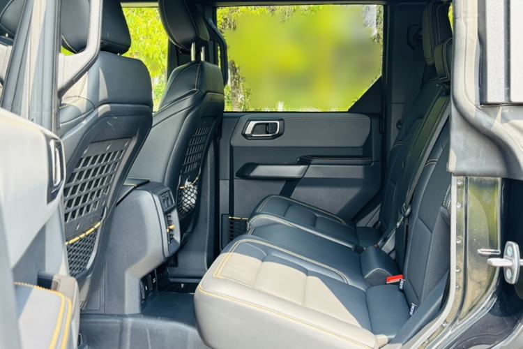 Used Ford Bronco 2024 2.3T Wilderness Interior 6