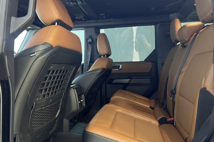 Used Ford Bronco 2024 2.3T Long Beach Interior 7