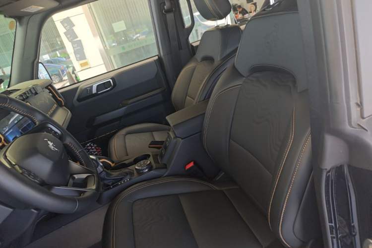 Used Ford Bronco 2024 2.3T Wilderness Left Front Seat