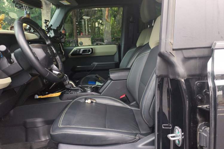 Used Ford Bronco 2024 2.3T Long Beach Left Front Seat
