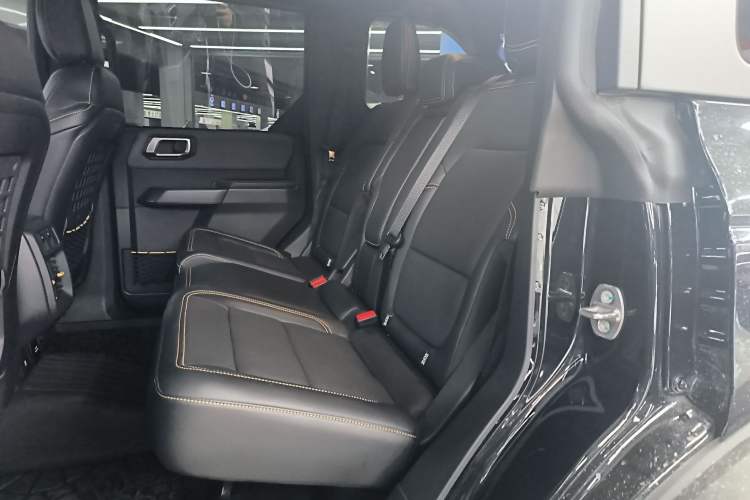 Used Ford Bronco 2024 2.3T Wilderness Left Rear Seat