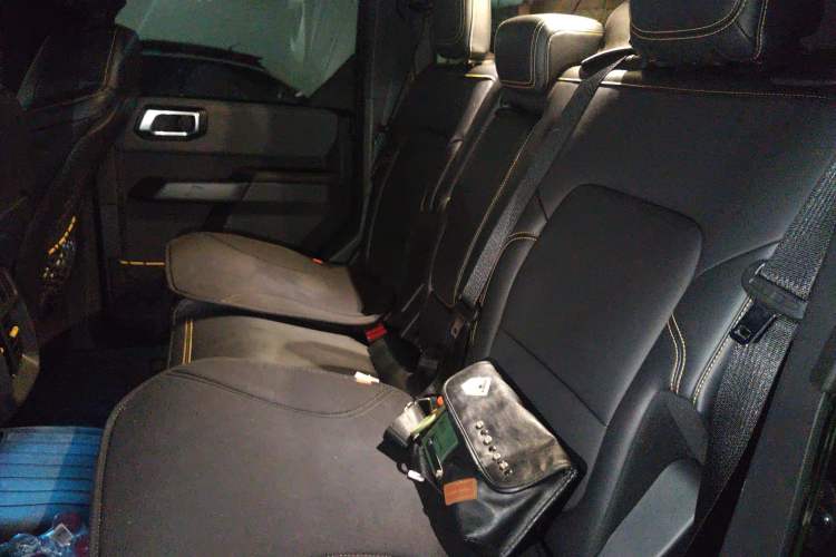 Used Ford Bronco 2024 2.3T Wilderness Left Rear Seat