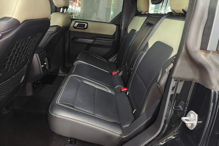 Used Ford Bronco 2024 2.3T Long Beach Big-Foot Off-Road Version Left Rear Seat