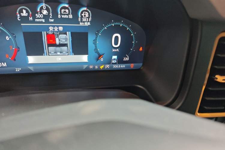 Used Ford Bronco 2024 2.3T Wilderness Odometer Close Up