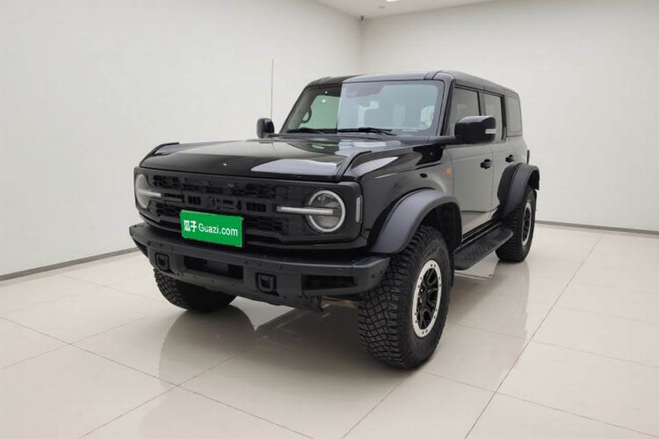 Ford Bronco 2024