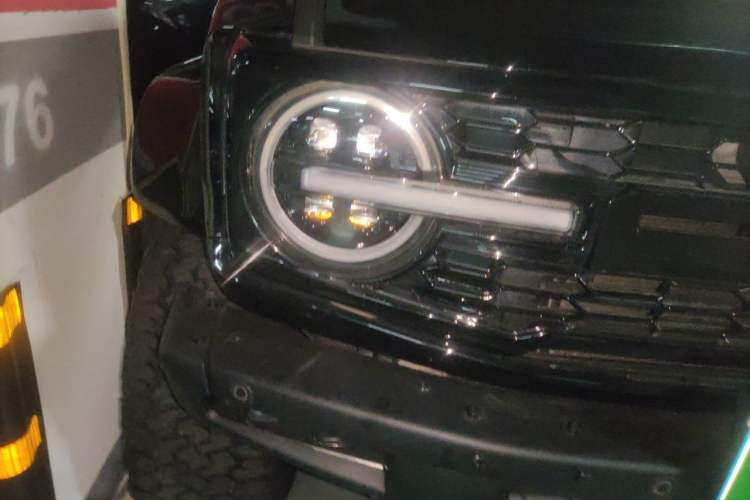 Used Ford Bronco 2024 2.3T Wilderness Right Front Headlight