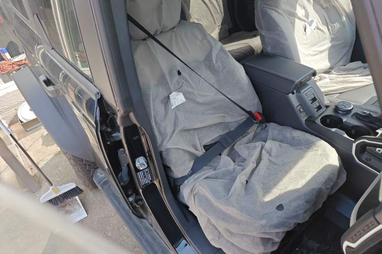 Used Ford Bronco 2024 2.3T Long Beach Big-Foot Off-Road Version Right Front Seat
