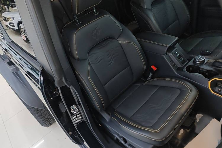Used Ford Bronco 2024 2.3T Wilderness Right Front Seat