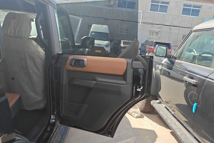 Used Ford Bronco 2024 2.3T Long Beach Big-Foot Off-Road Version Right Rear Door Interior
