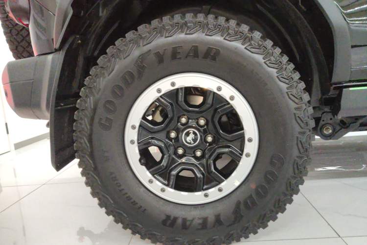 Used Ford Bronco 2024 2.3T Wilderness Right Rear Wheel Hub