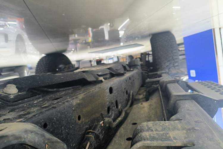 Used Ford Bronco 2024 2.3T Wilderness Right Side Sill