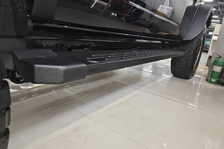 Used Ford Bronco 2024 2.3T Ink Diamond Big-Tire Off-Road Version Right Side Sill