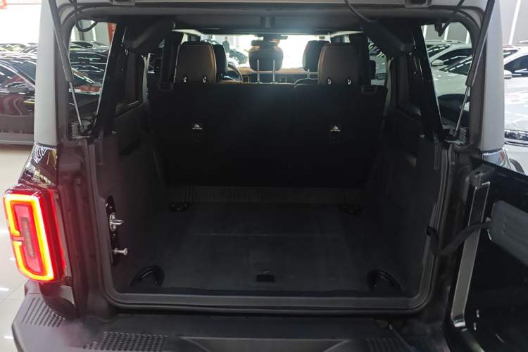 Used Ford Bronco 2024 2.3T Wilderness Trunk
