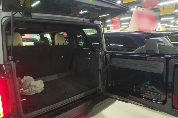 Used Ford Bronco 2024 2.3T Long Beach Trunk