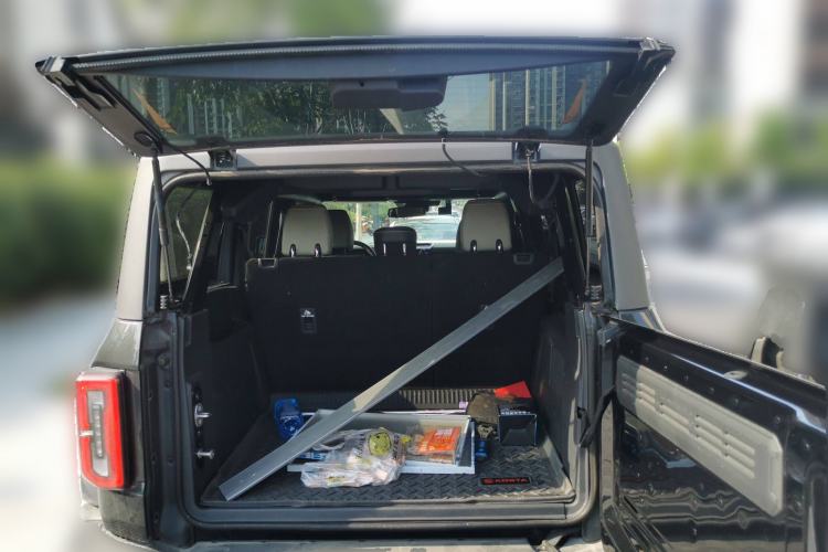 Used Ford Bronco 2024 2.3T Long Beach Trunk