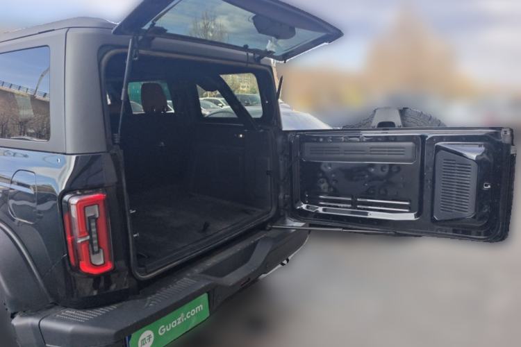 Used Ford Bronco 2024 2.3T Long Beach Trunk