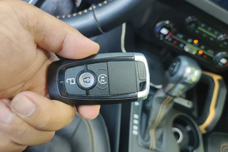 Used Ford Bronco 2024 2.3T Wilderness Vehicle Key