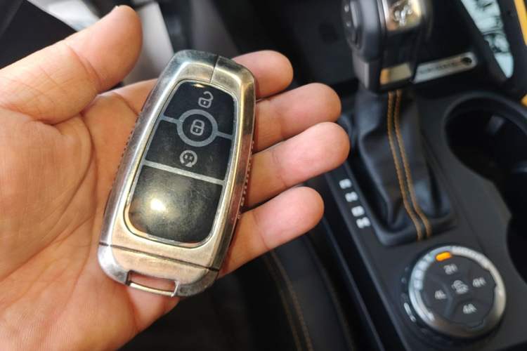 Used Ford Bronco 2024 2.3T Wilderness Vehicle Key