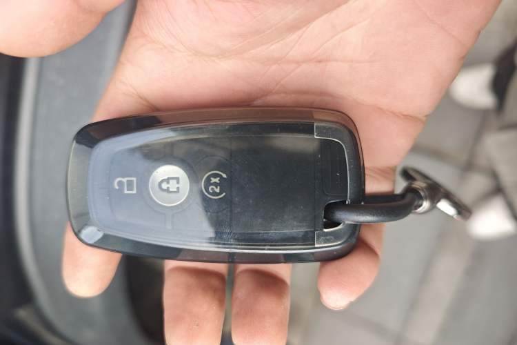 Used Ford Bronco 2024 2.3T Long Beach Vehicle Key