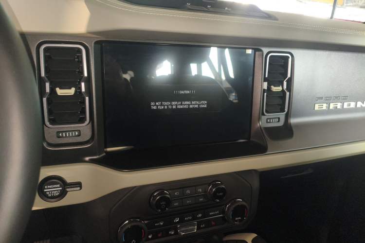 Used Ford Bronco 2024 2.3T Long Beach Audio And AC Panel