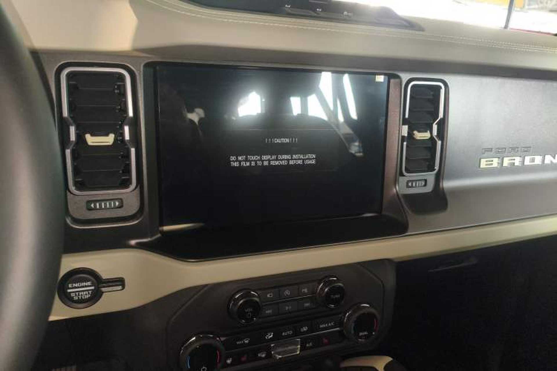 Used Ford Bronco 2024 2.3T Long Beach Audio And AC Panel