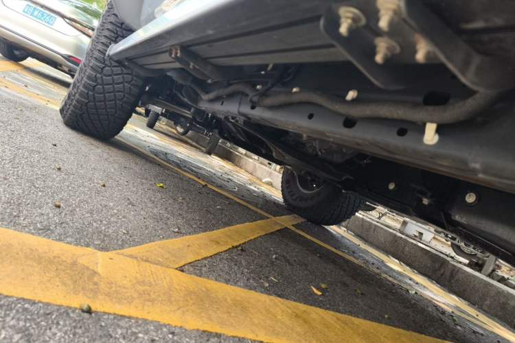 Used Ford Bronco 2024 2.3T Wilderness Chassis Rear Left