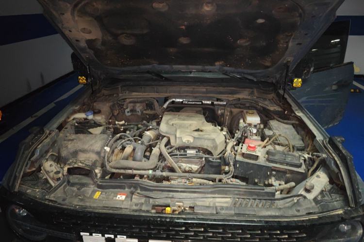 Used Ford Bronco 2024 2.3T Wilderness Engine Bay