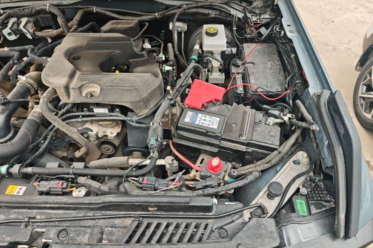 Used Ford Bronco 2024 2.3T Wilderness Engine Bay Left