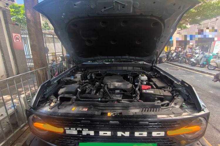 Used Ford Bronco 2024 2.3T Wilderness Engine Bay
